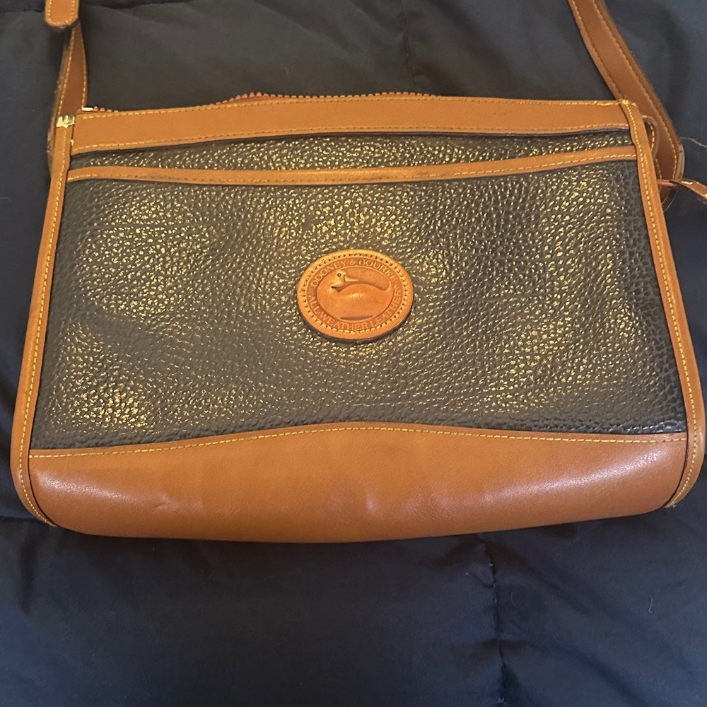 Vintage Dooney & Bourke Navy and Tan Bag